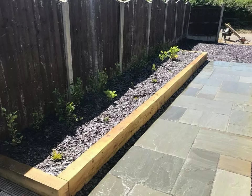 PLUM / PURPLE SLATE AGGREGATE 20mm
