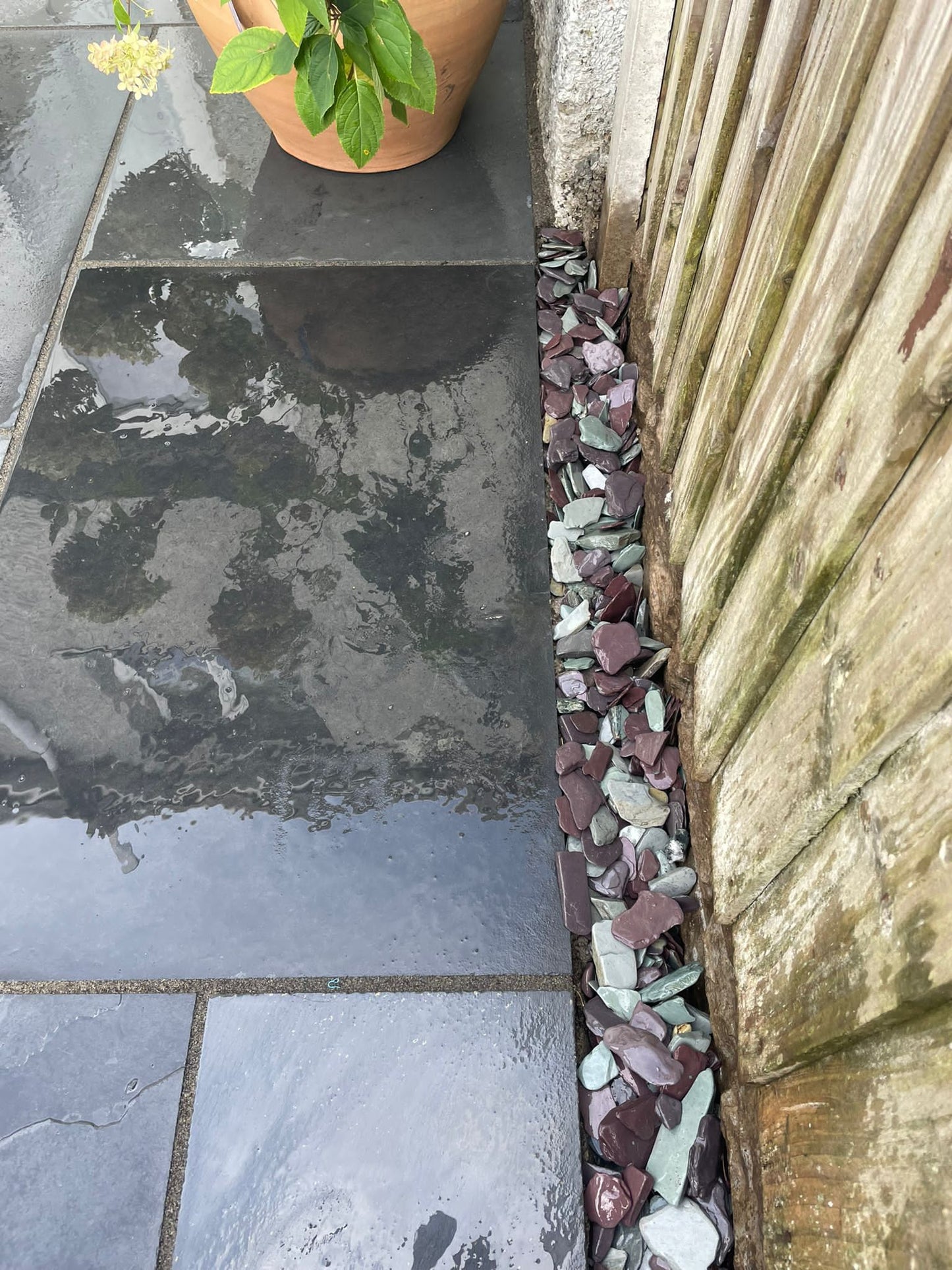 PREMIUM SNOWDONIA TUMBLED AGGREGATE - 40mm