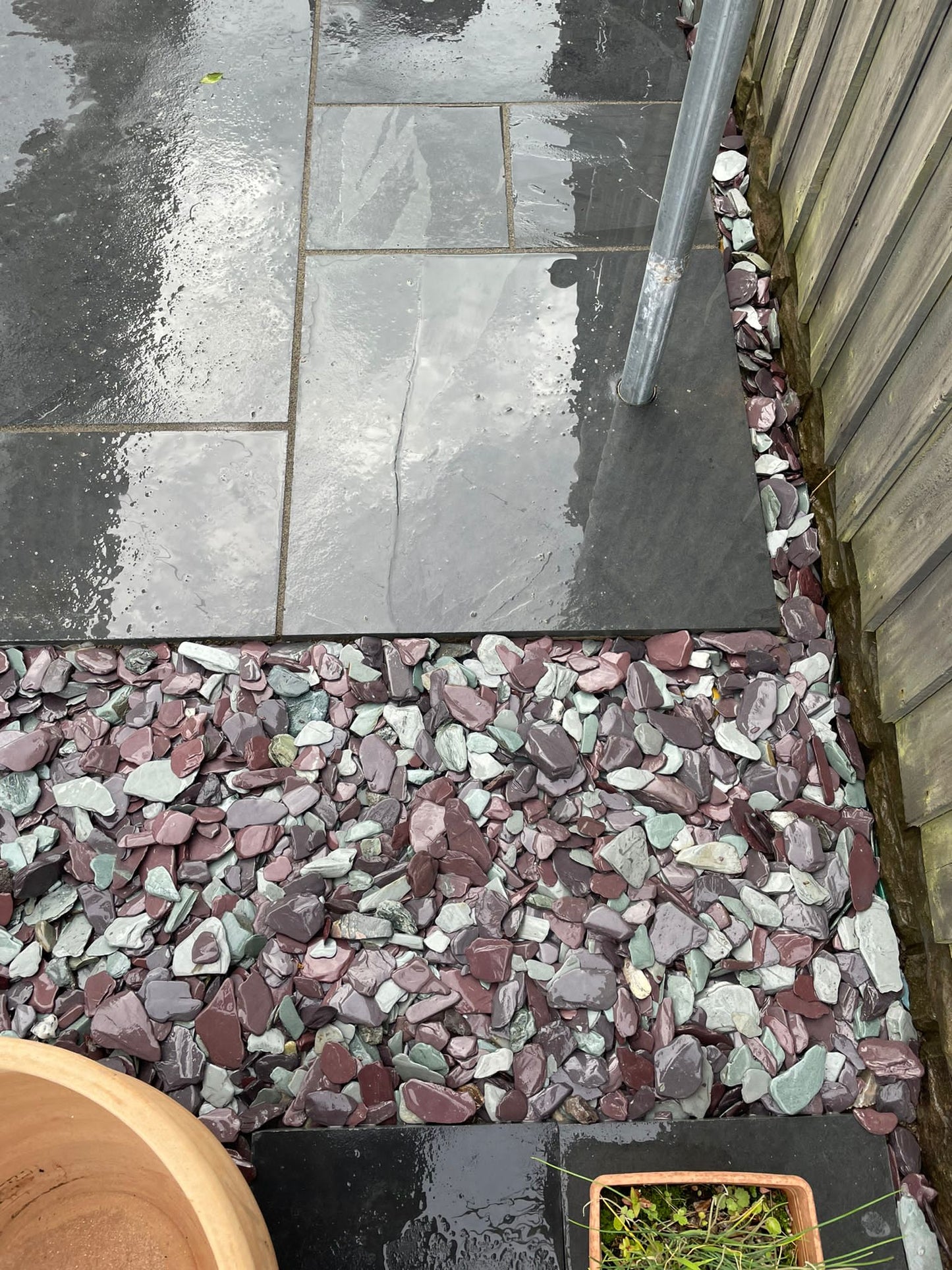PREMIUM SNOWDONIA TUMBLED AGGREGATE - 40mm