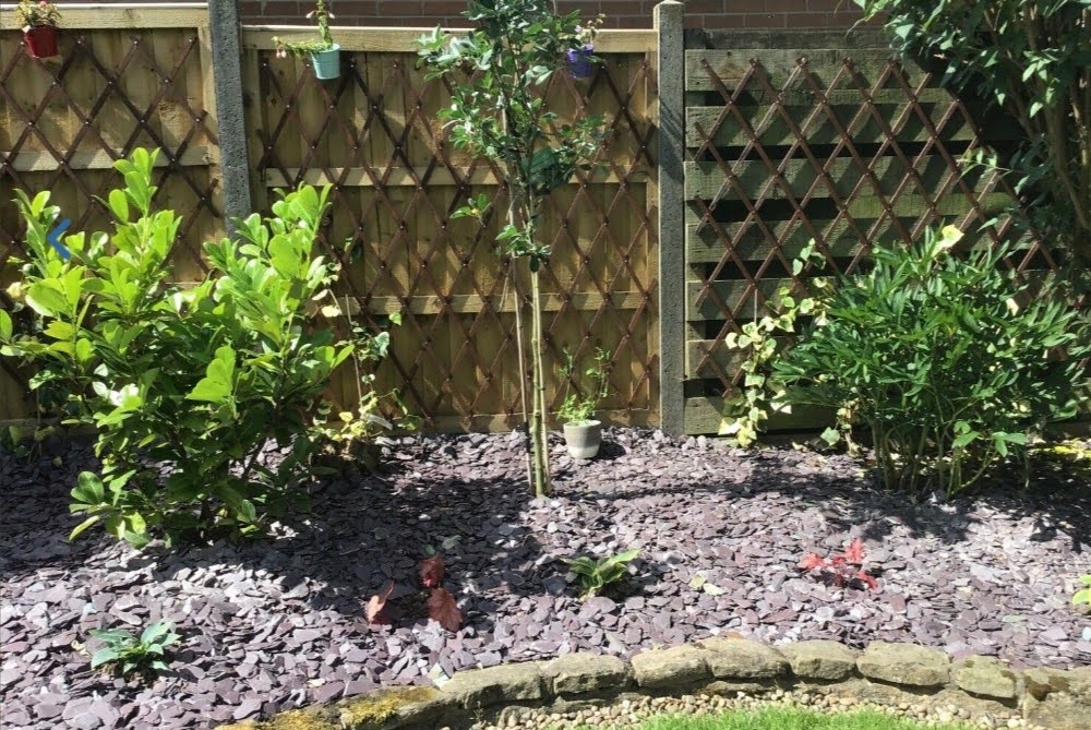 PLUM SLATE CHIPPINGS 40mm DECORATIVE STONE AGGREGATES
