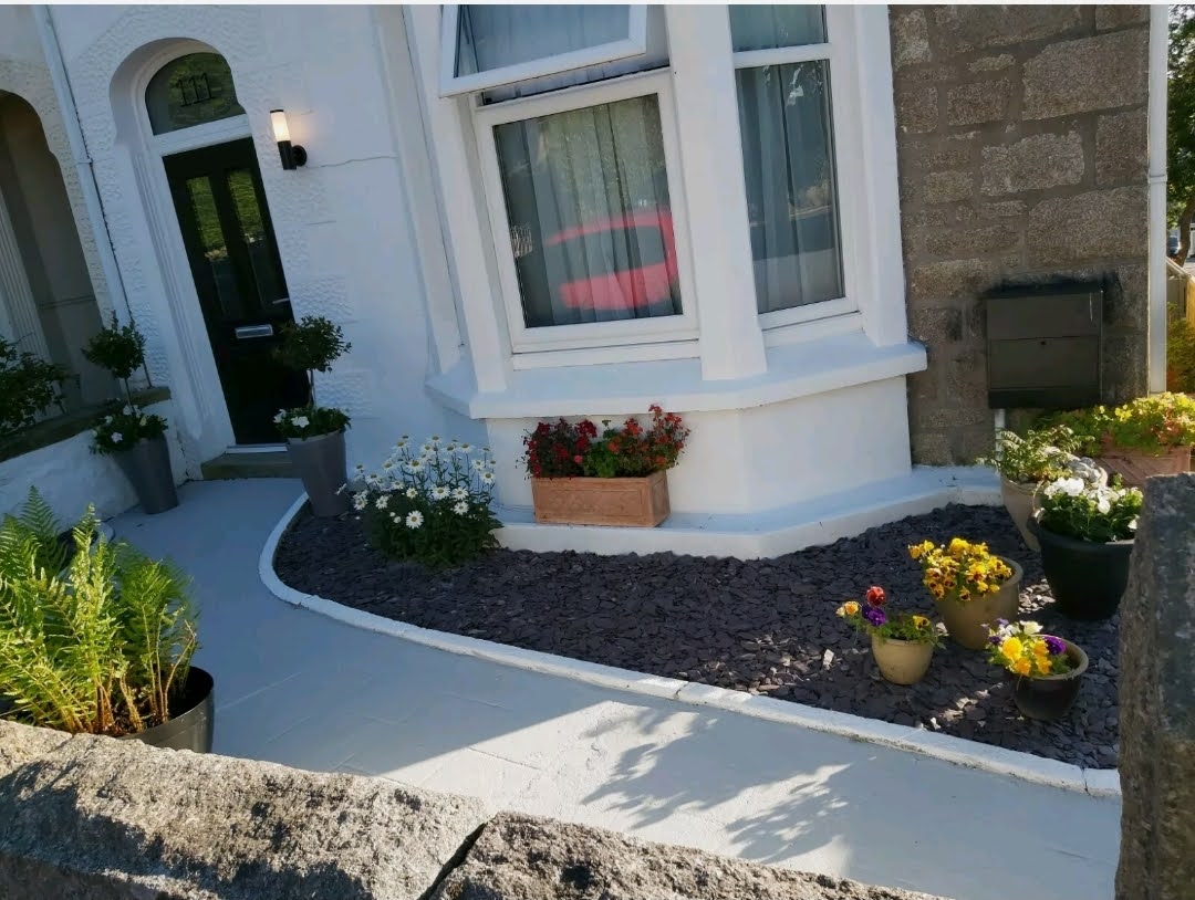 PLUM SLATE CHIPPINGS 40mm DECORATIVE STONE AGGREGATES